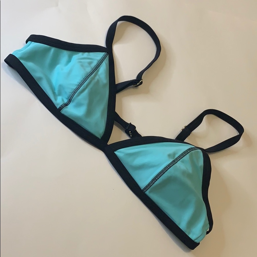 ✨5 x $25 ✨Baby Blue Bikini Top